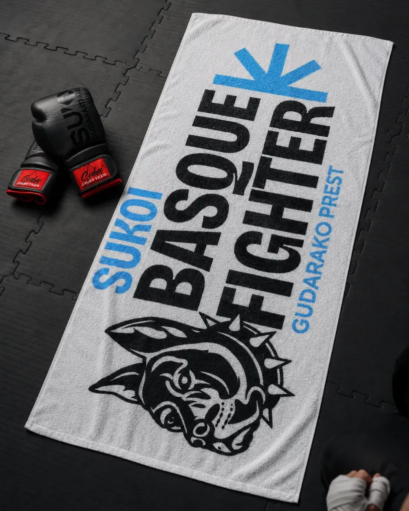 SUKOI BASQUE FIGHTER | Sports towel