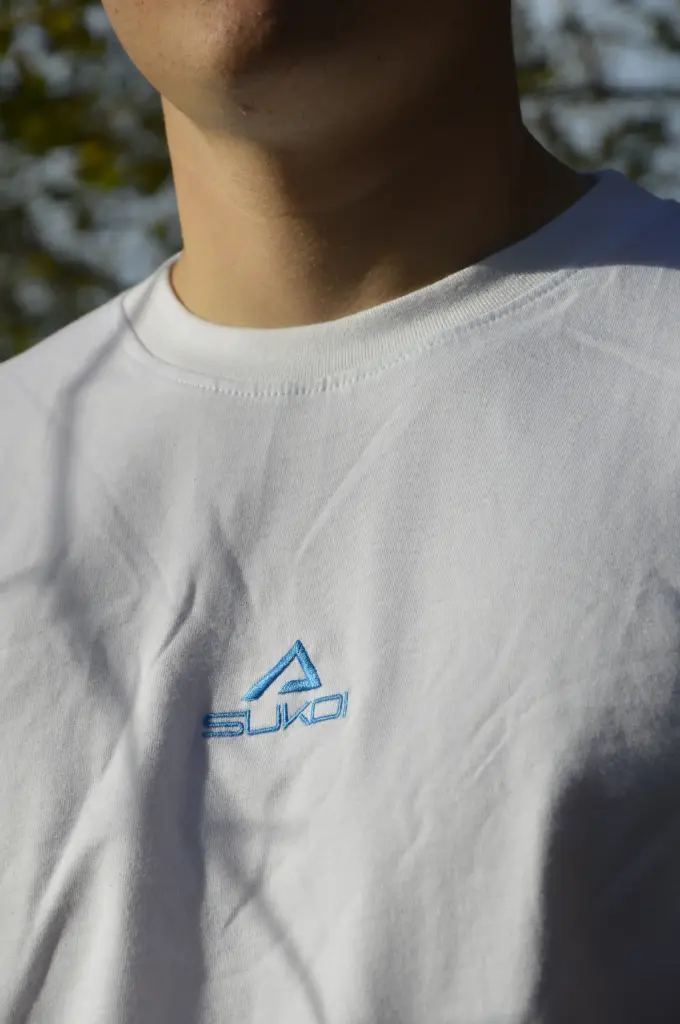 AKILES | Camiseta